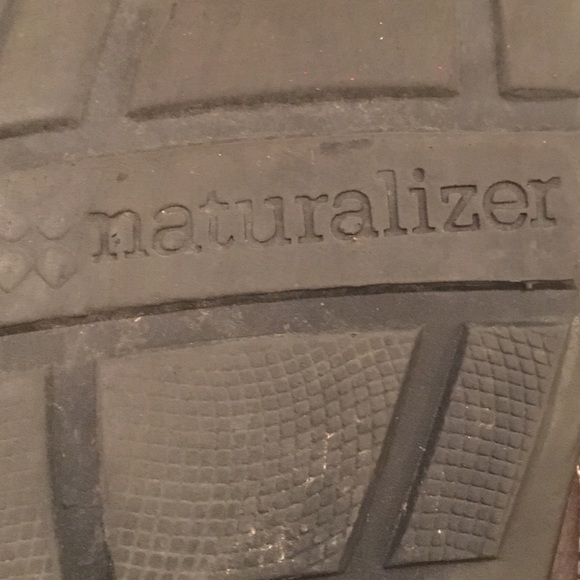 Naturalizer Loafers - Picture 4 of 4